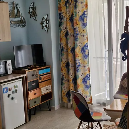 Студио В Затворен Комплекс Blue Apartmán